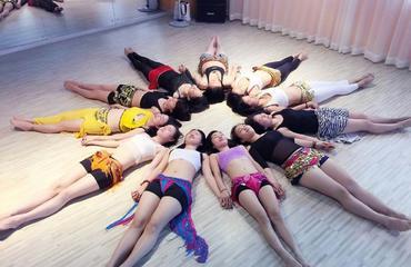 成人皮筋舞视频,跟随成人视频，解锁舞蹈新境界  第3张