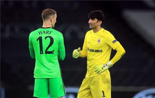 西安成人门将训练视频,专注与技巧的完美融合  第1张