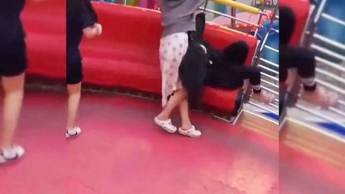 成人搞笑动作造型大全视频,成人搞笑视频集锦  第3张