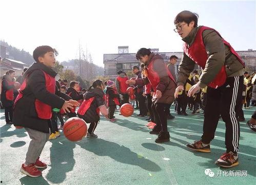 成人篮球操炫酷视频  第2张